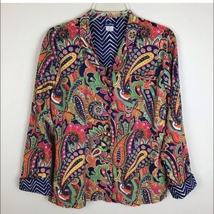 🎉Vera Bradley paisley printed button front shirt🎉